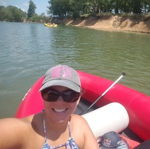 Meet your Posher, Brigette